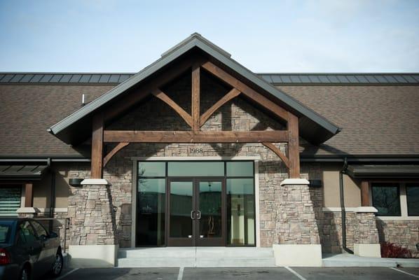 Walk-In Accident & Injury Center