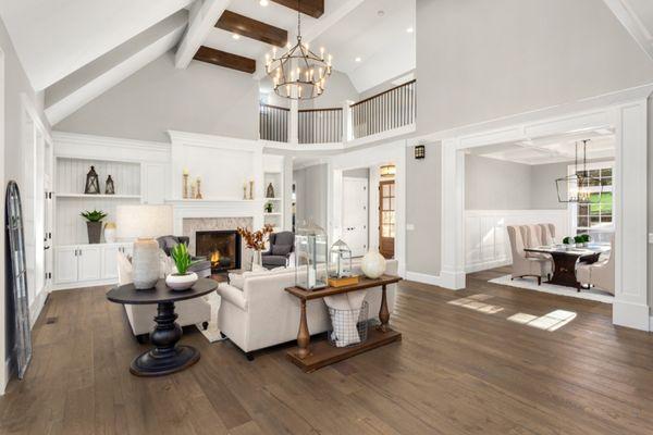 Elegant Edge Painting