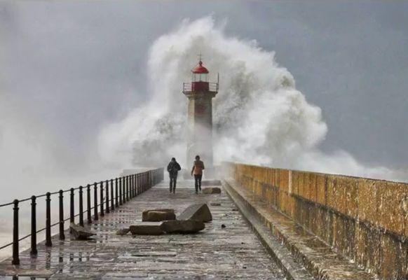 Lighthouse Leadership