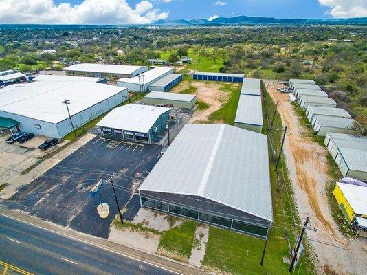 Storage Facility With Drive Up Access - Kingsland Storage