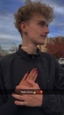 Healthy Nails Spa II