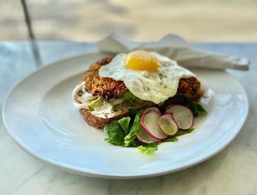Avocado & sweet potato tartine