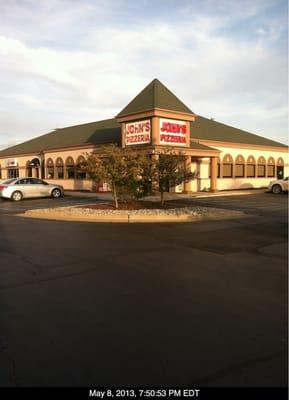 John's Pizzeria