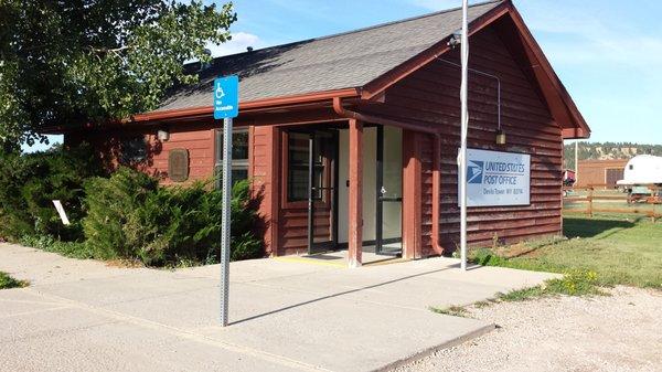 Post office at Devils Tower, WY