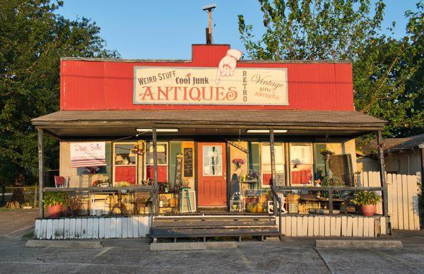 Vintage Gifts and Antiques storefront