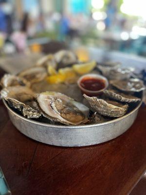 Virginia's On The Bay