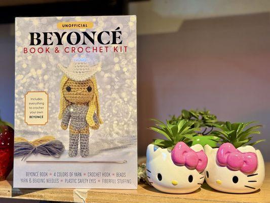 Beyoncé Book & Crochet Kit