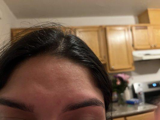 Her eyebrows looking like a five year old did them