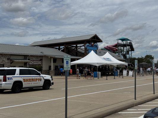 Looking at the entrance. Notice the Sherriff is always there