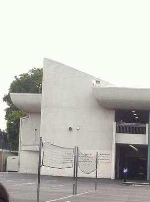 One Hundred Second Street Elementary School