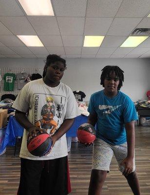 Simple Sports & Fashion