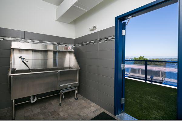 Junction Flats and Landing