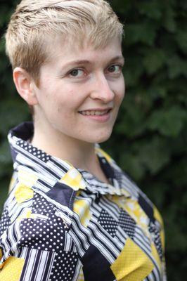 Laura Holthausen, LMT