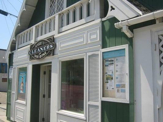 Harry's Cleaners & Shoe Repair