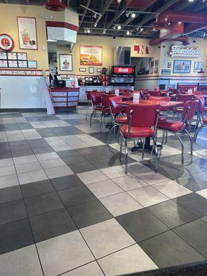 Freddy's Frozen Custard & Steakburgers