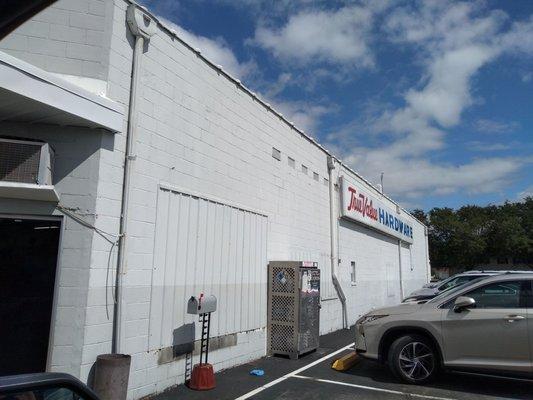 Enyarts True Value Home Center