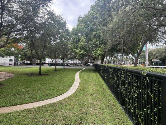 Washington Avenue Bark Park