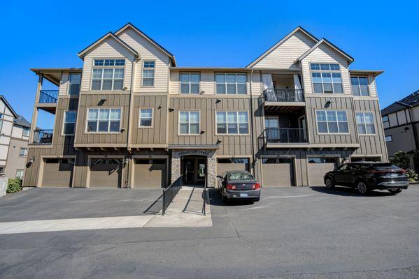 Bethany West Apartments