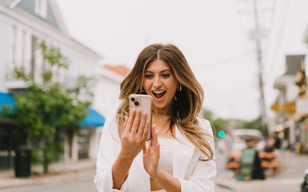 L A Creative Marketing