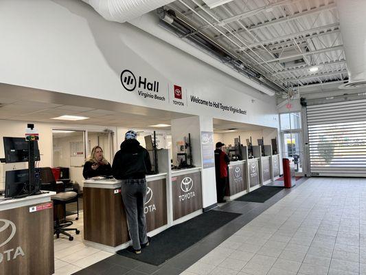 Hall Toyota Virginia Beach