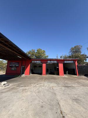 Prestige Tire & Auto