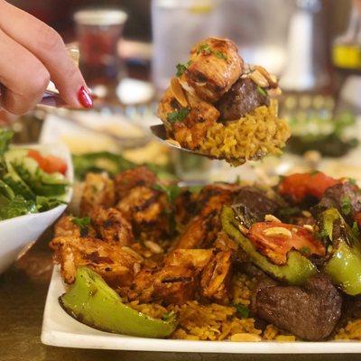 Small family kebab platter (closeup)
