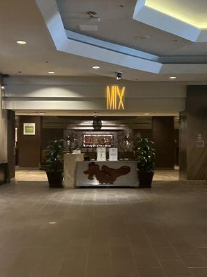 Hilton Pool Bar & Grill