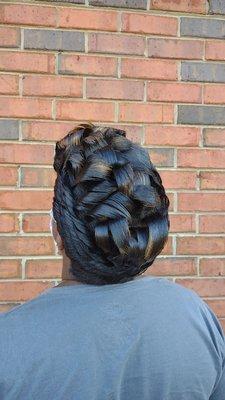 Pixie An Presses Salon