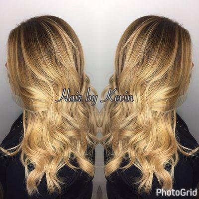 Beautiful balayage ombré by Kevin.