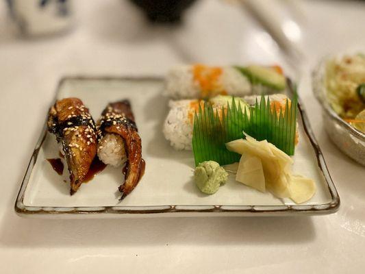 Unagi and Spicy Tuna roll