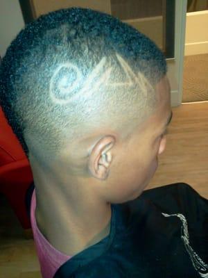 Headliners Barbershop