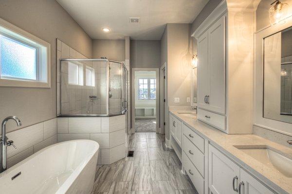 Woodbridge Kitchen&Bath Granite