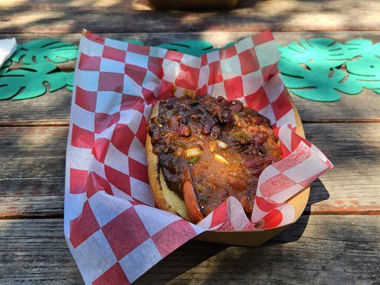chili dog $8
