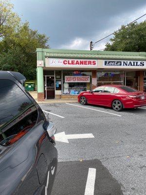 J & Lee Cleaners