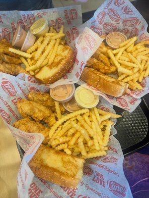 Raising Cane's Chicken Fingers