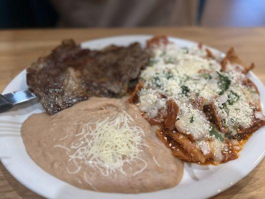 Chilaquiles con Carne Asada