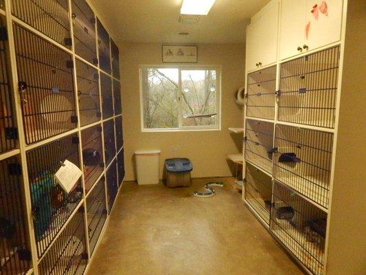 Tail Wag-Inn Boarding Kennel