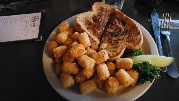 Smoked Chicken chipotle sandwich with tater tots