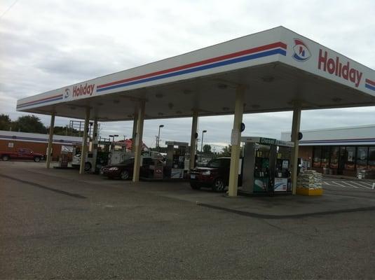 Holiday Station Store