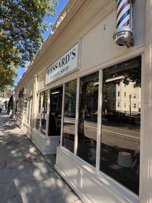 Lessard's Barber Shop