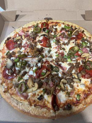 Supreme pizza no olives