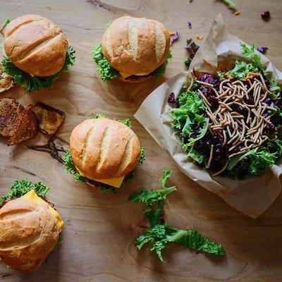 Cheeseburgers for the whole family!