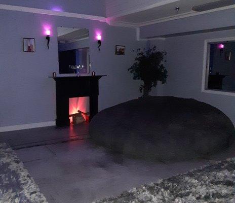 FAMIS-French Artist Modern Interior Specialist