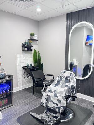 Barber N blades By Naomi