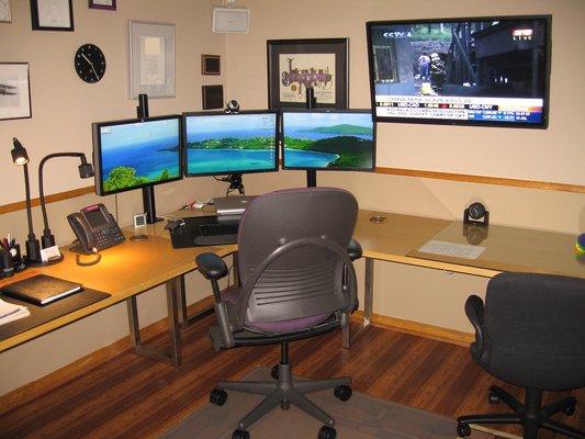 beautiful office setup