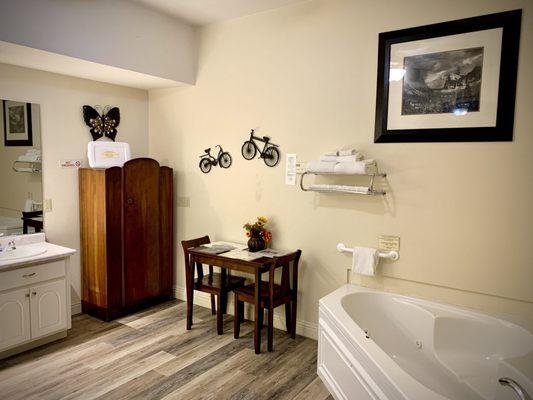 Room 205, The Retreat