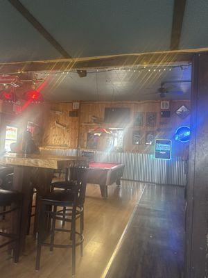 Dew Drop Inn
