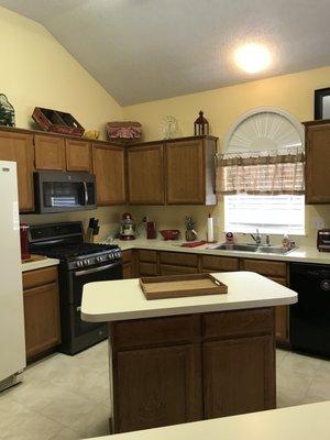 Before with old Formica and no backsplah