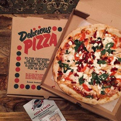 Love this place, we got both the goat cheese pizza and the white (alfredo) pizza and both were so so good, great service.