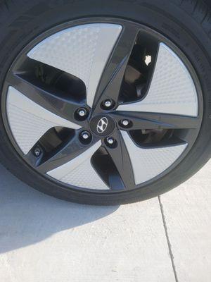 Crescent City Rim Repair did a fantastic job repairing my aluminum rims on my 2020 Hyundai Ioniq.